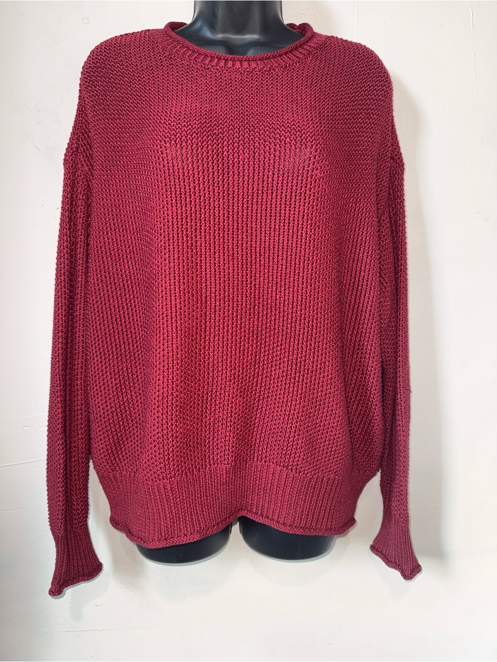 Jessica Simpson Relaxed Crewneck Sweater in Burgundy